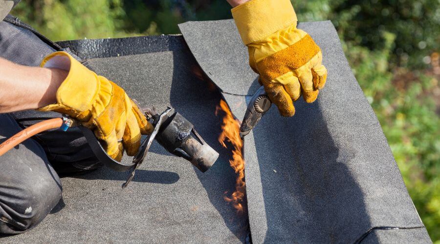 Professional gutter cleaning in South Bethlehem, NY